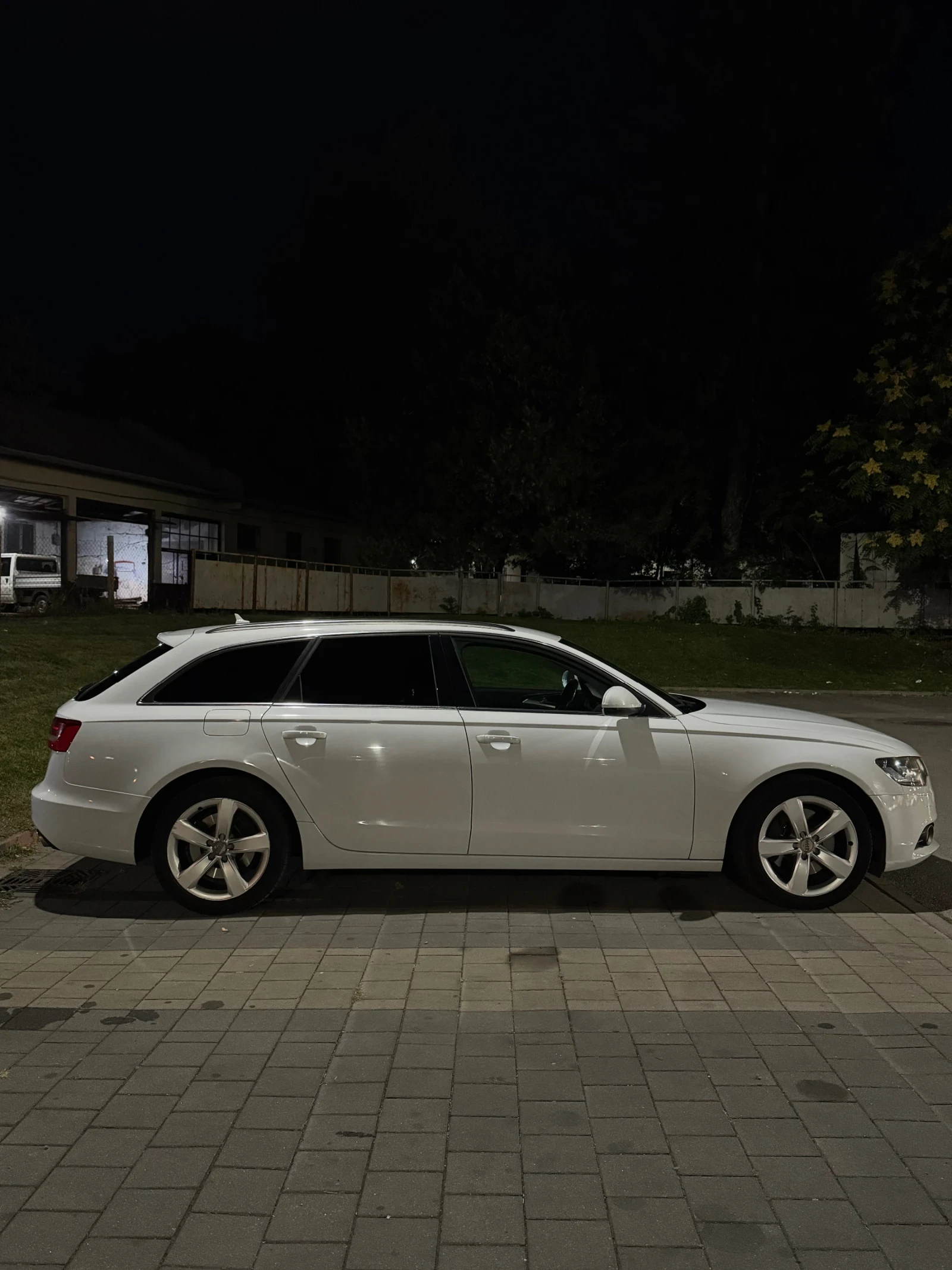 Audi A6 3.0TDI QUATTRO, снимка 3 - Автомобили и джипове - 56076416