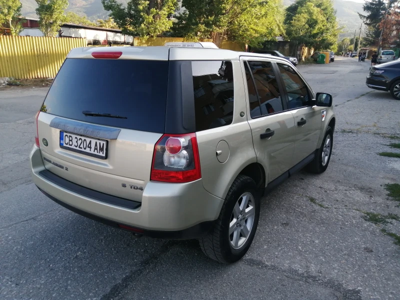 Land Rover Freelander, снимка 11 - Автомобили и джипове - 47162730