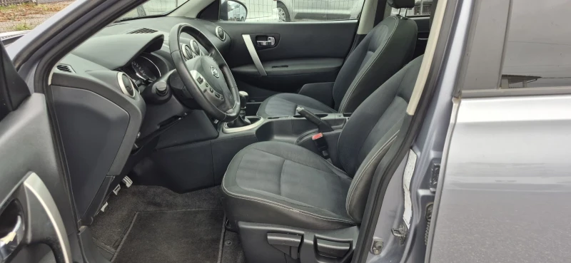 Nissan Qashqai 1.5 DCI Evro 5 Панорама, снимка 8 - Автомобили и джипове - 52672194