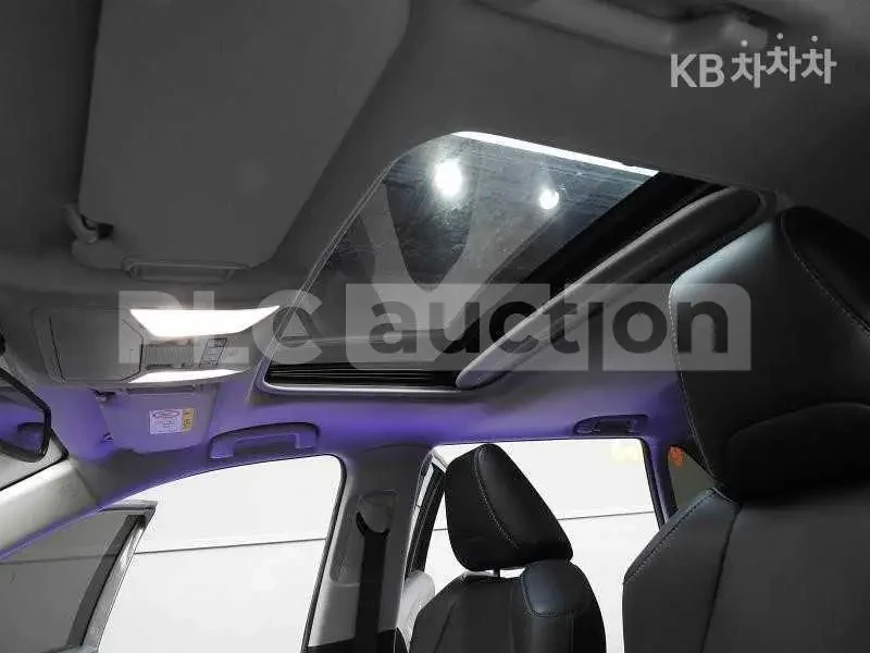 Toyota Rav4 Hybrid| КАМЕРА| ПОДГРЕВ| ШИБЕДАХ| ВКЛ.ТЕХНОТЕСТ, снимка 15 - Автомобили и джипове - 54941328