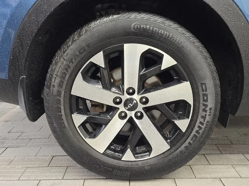 Kia Sorento 2.2 CRDI 4WD - САМО 30% АВАНС, снимка 5 - Автомобили и джипове - 56018254