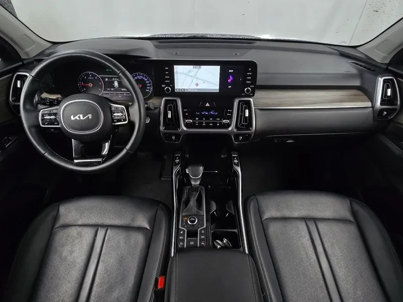 Kia Sorento 2.2 CRDI 4WD - САМО 30% АВАНС, снимка 7 - Автомобили и джипове - 56018254