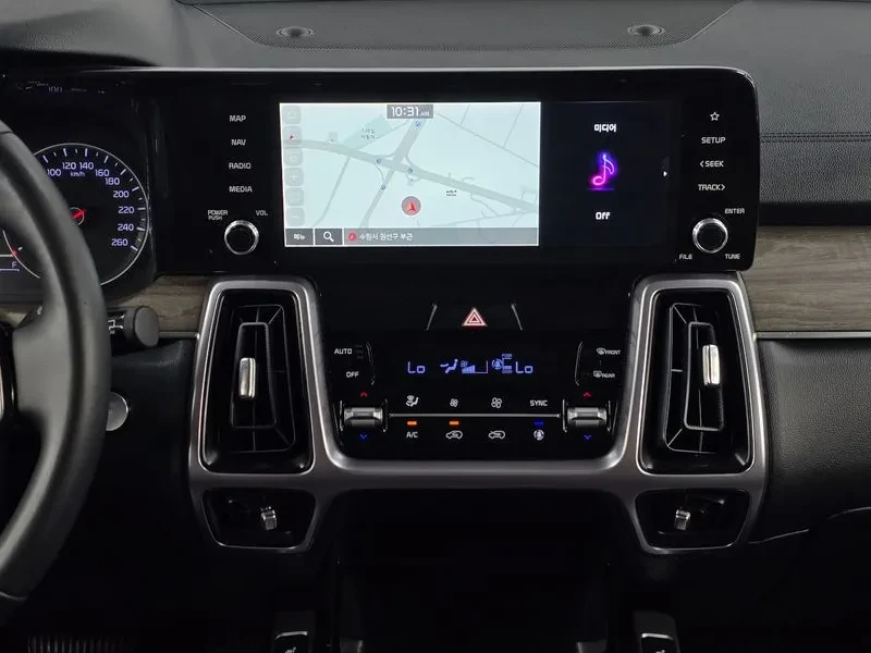 Kia Sorento 2.2 CRDI 4WD - САМО 30% АВАНС, снимка 14 - Автомобили и джипове - 56018254