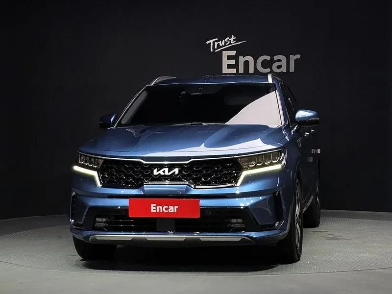 Kia Sorento 2.2 CRDI 4WD - САМО 30% АВАНС, снимка 3 - Автомобили и джипове - 56018254