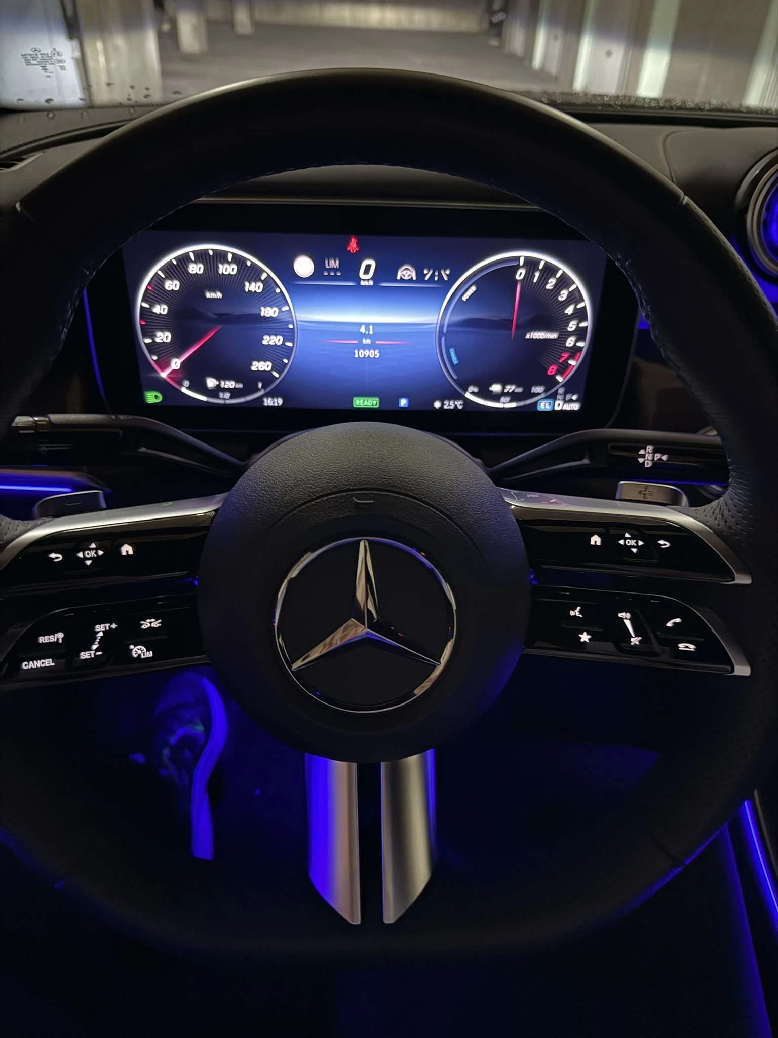 Mercedes-Benz GLC 300 Plug-In Hybrid - изображение 6
