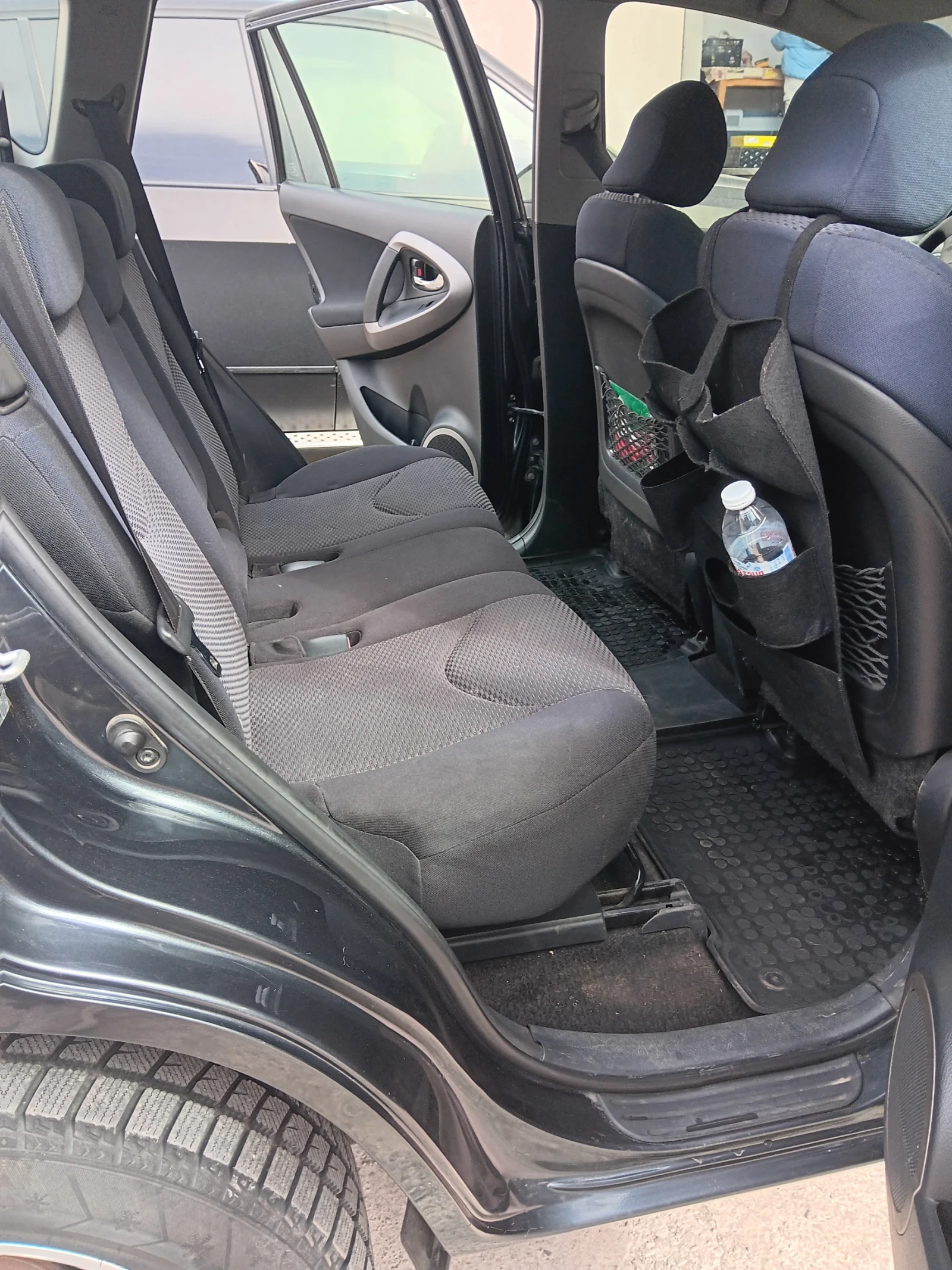 Toyota Rav4  - изображение 8
