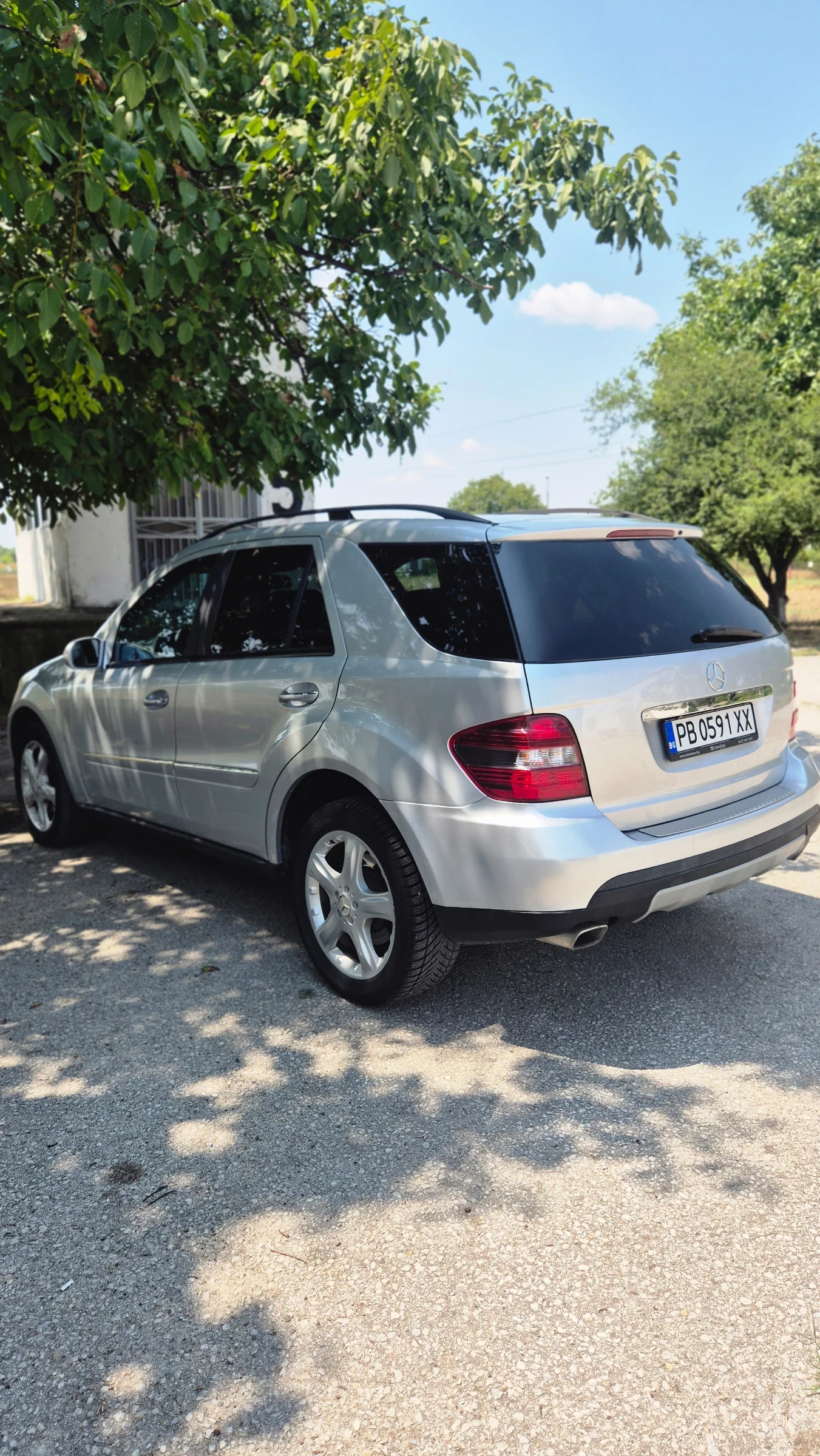 Mercedes-Benz ML 320  - изображение 5