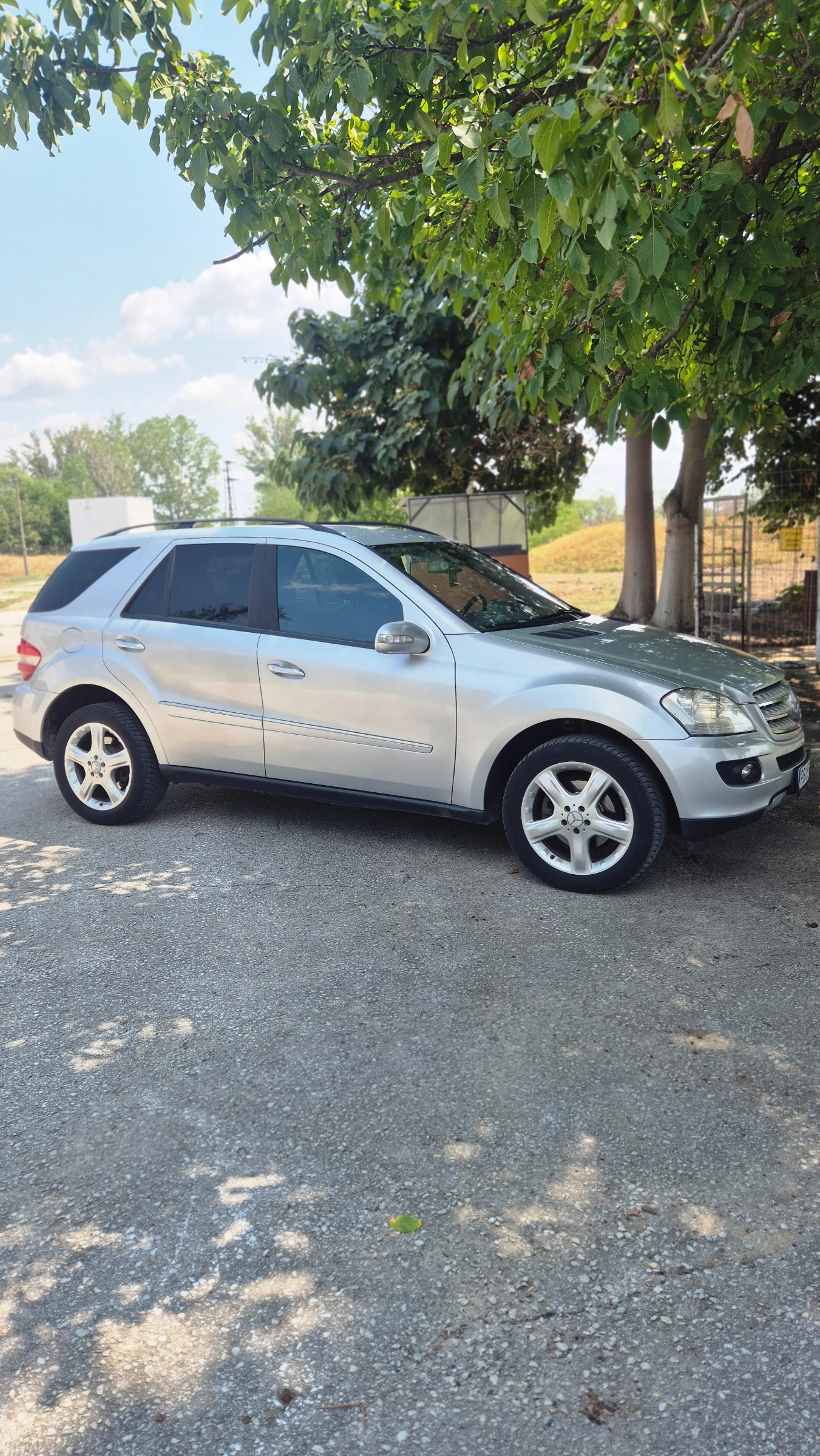 Mercedes-Benz ML 320  - изображение 3