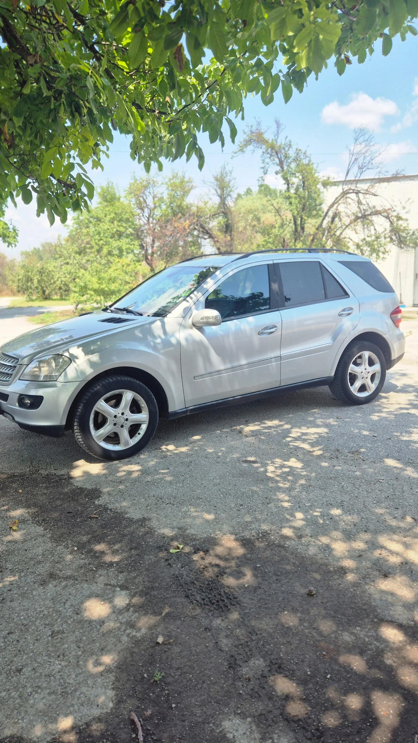 Mercedes-Benz ML 320  - изображение 2