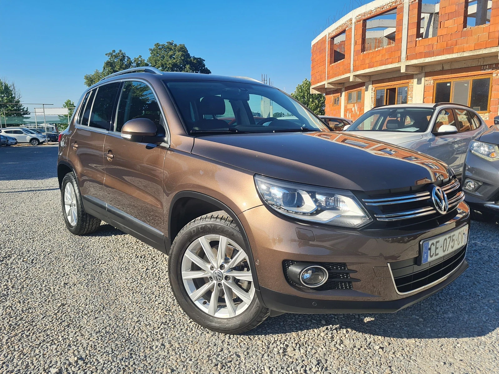 VW Tiguan 2.0TDI KARAT/140kc/4x4/DSG/PANORAMA - изображение 3