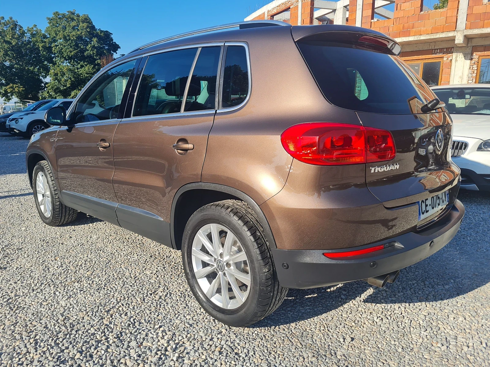 VW Tiguan 2.0TDI KARAT/140kc/4x4/DSG/PANORAMA - изображение 7