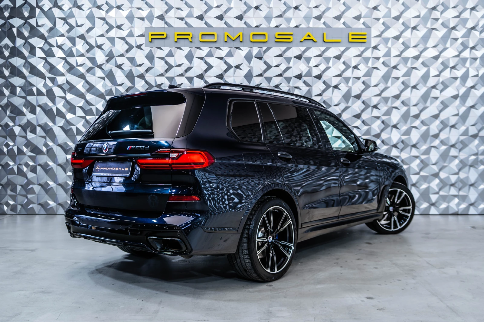 BMW X7 M50d Msport* B&W* Pano* TV - изображение 4