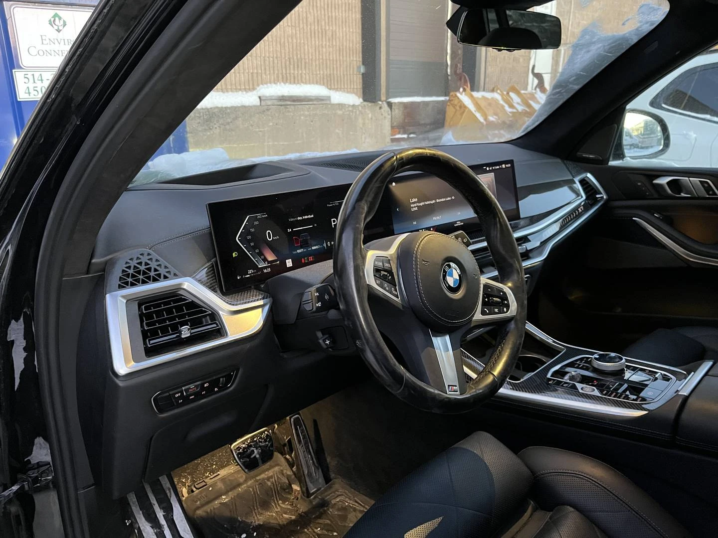 BMW X7 40i M Sport Shadow Line - изображение 8