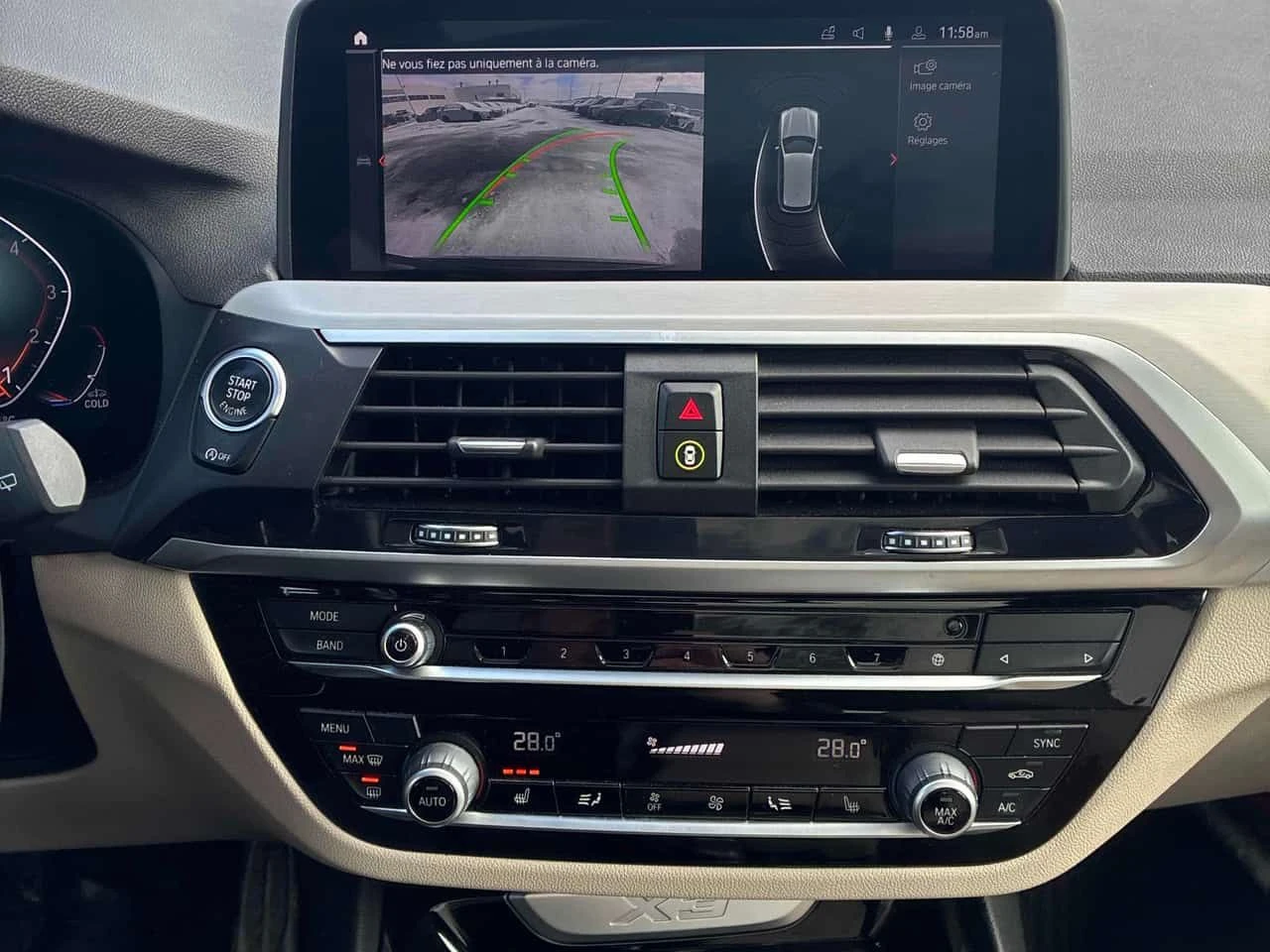 BMW X3 xDrive30i  CARFAX, снимка 11 - Автомобили и джипове - 53845889