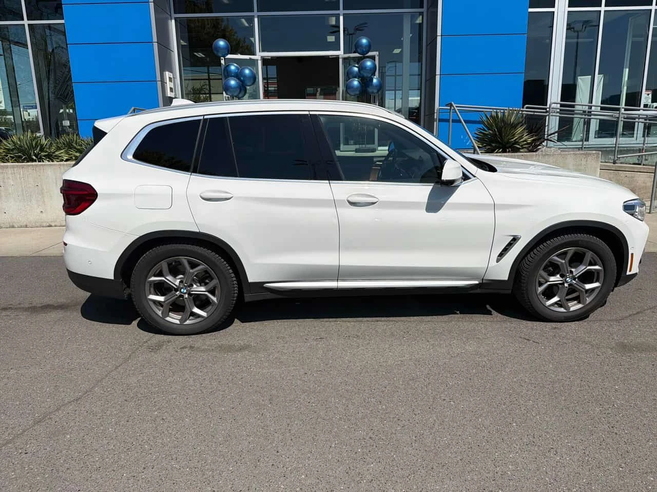 BMW X3 * xDrive30i * ПАНОРАМА * ПОДГРЕВ * 360 * ПАМЕТ, снимка 4 - Автомобили и джипове - 54398832