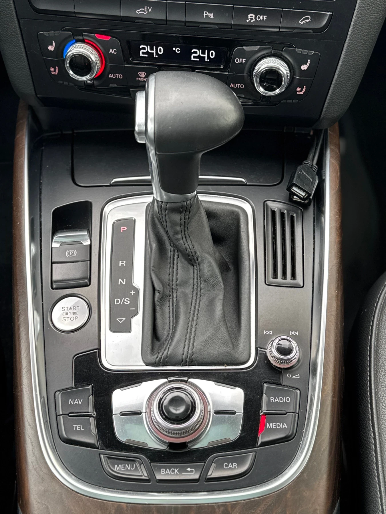 Audi Q5 2.0 TFSI / Prestige / Hybrid , снимка 13 - Автомобили и джипове - 54860729