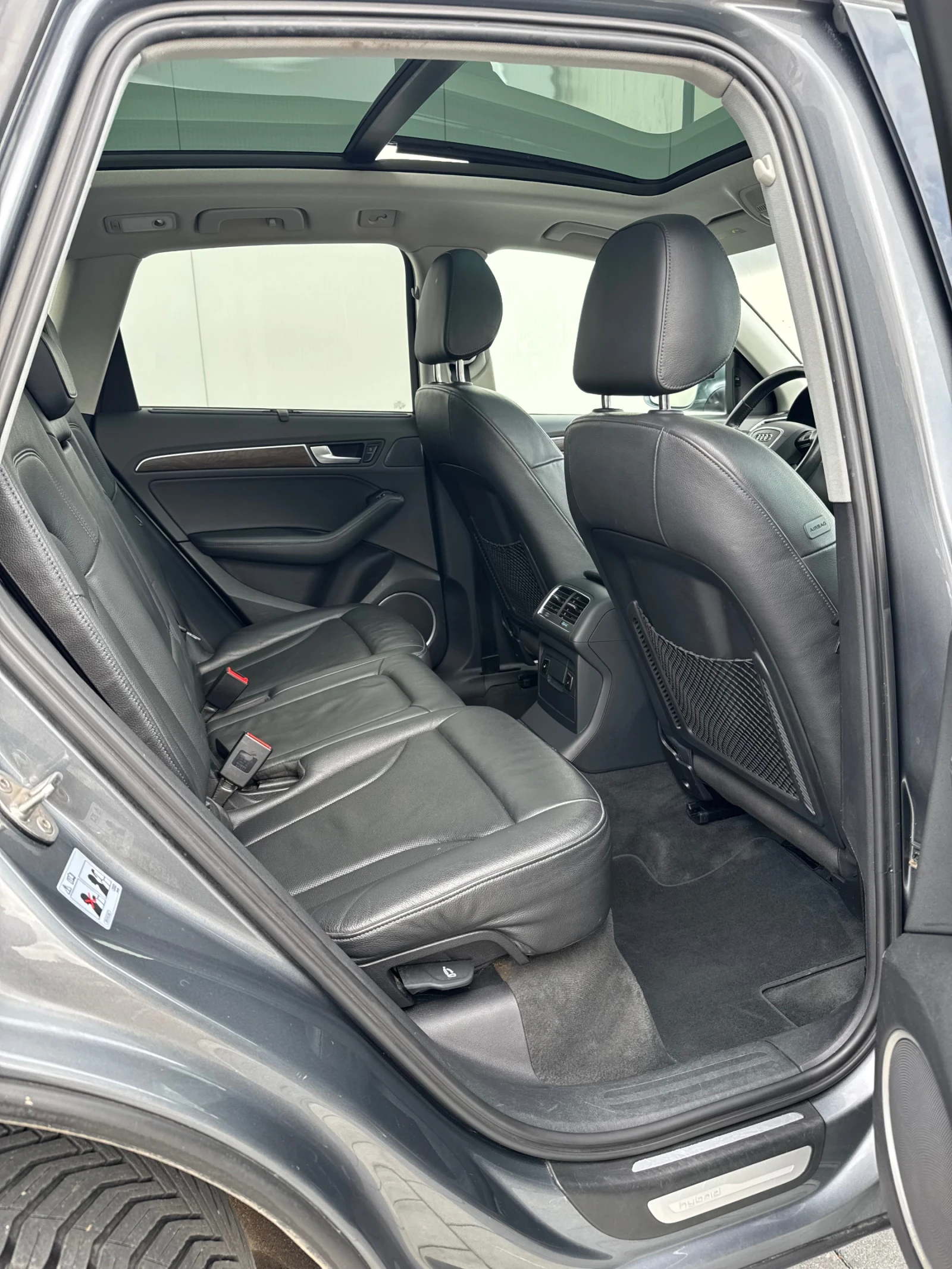 Audi Q5 2.0 TFSI / Prestige / Hybrid , снимка 10 - Автомобили и джипове - 54860729