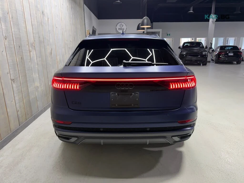 Audi Q8 Technik * АвтоКредит * (ЦЕНА ДО БГ), снимка 4 - Автомобили и джипове - 54933759