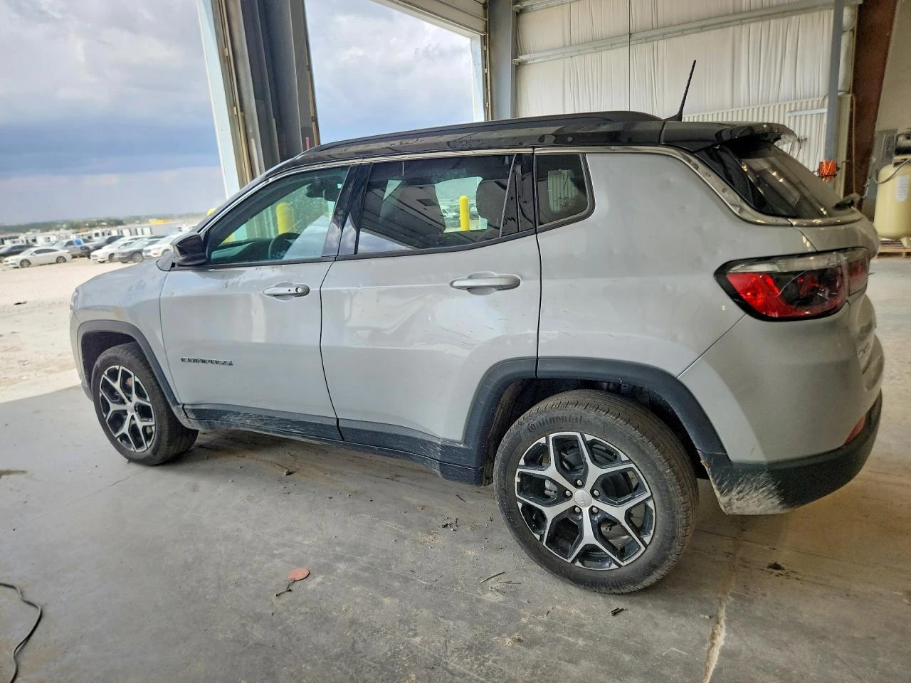 Jeep Compass 2.0l Limited, снимка 2 - Автомобили и джипове - 55977187