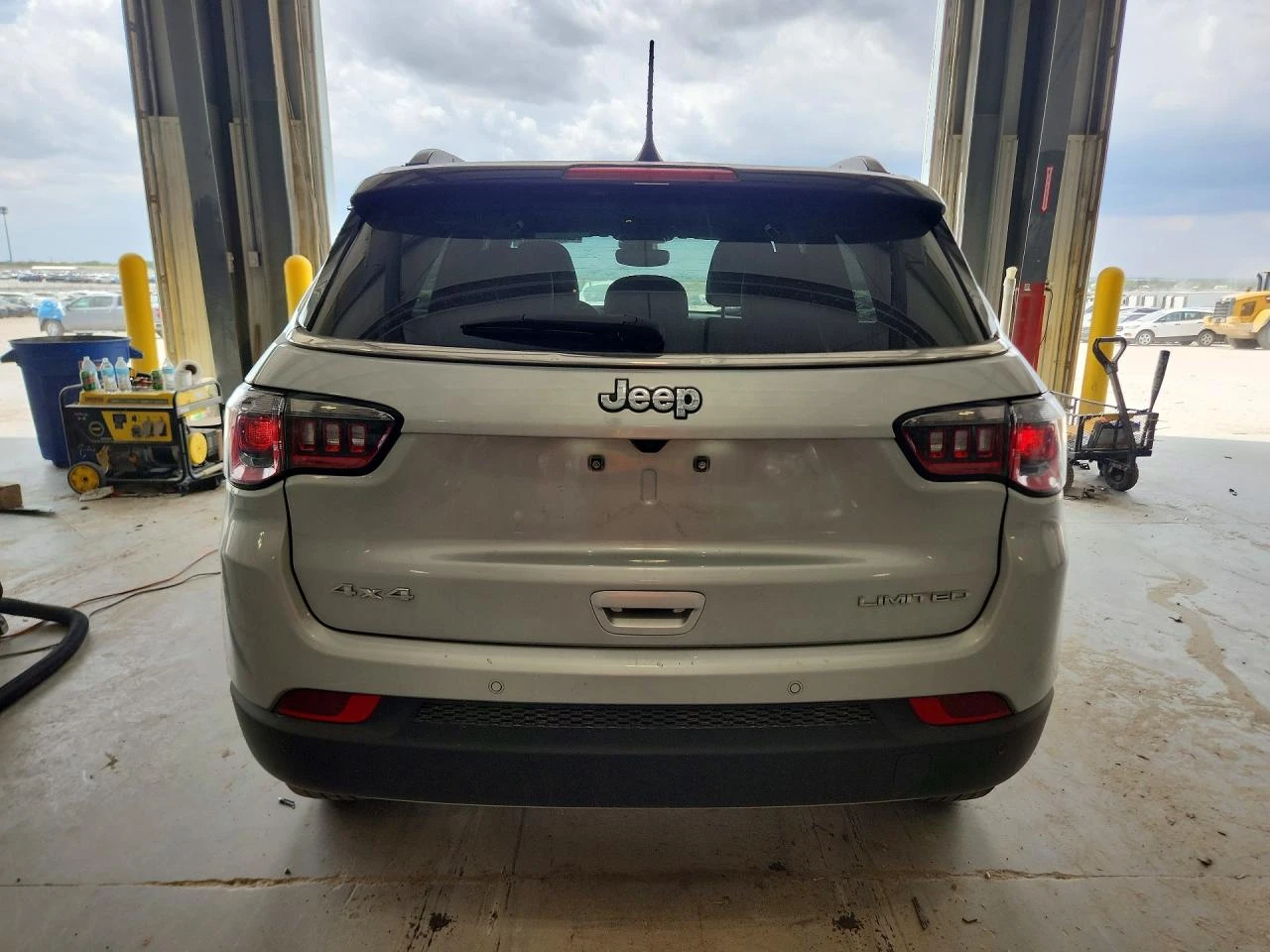 Jeep Compass 2.0l Limited, снимка 6 - Автомобили и джипове - 55977187