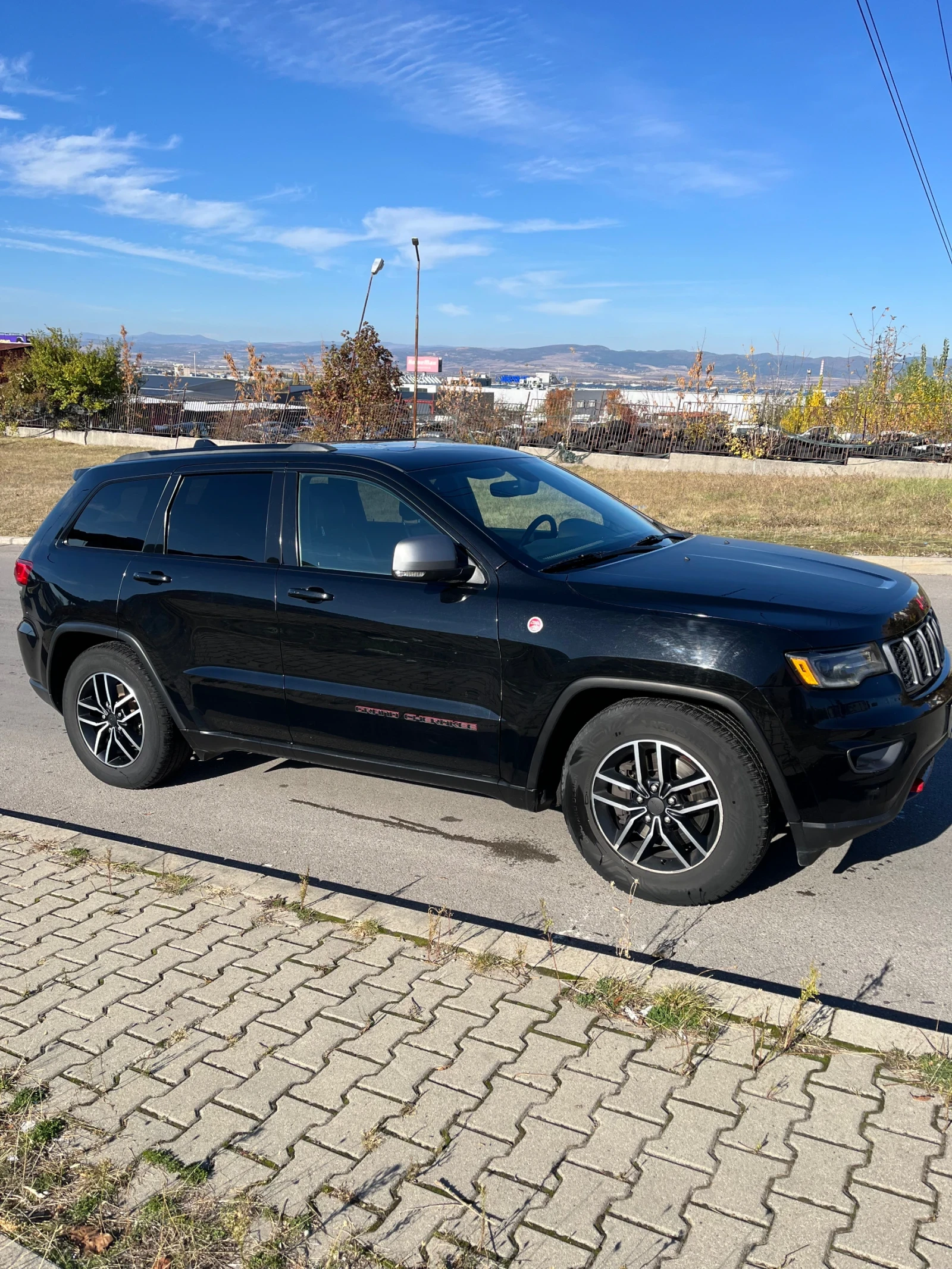 Jeep Grand cherokee Trailhawk, снимка 2 - Автомобили и джипове - 56636520