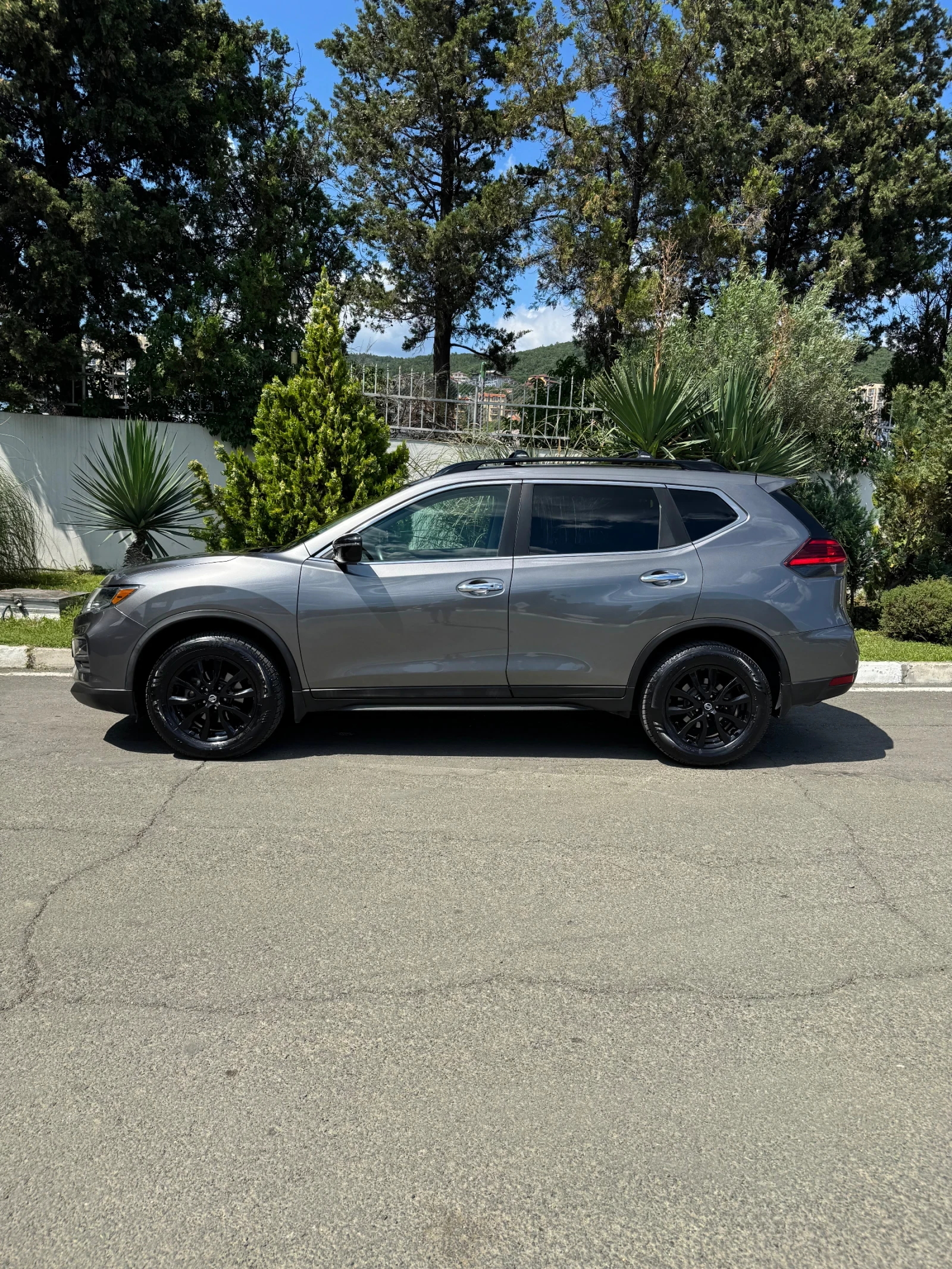 Nissan Rogue, снимка 16 - Автомобили и джипове - 56643803