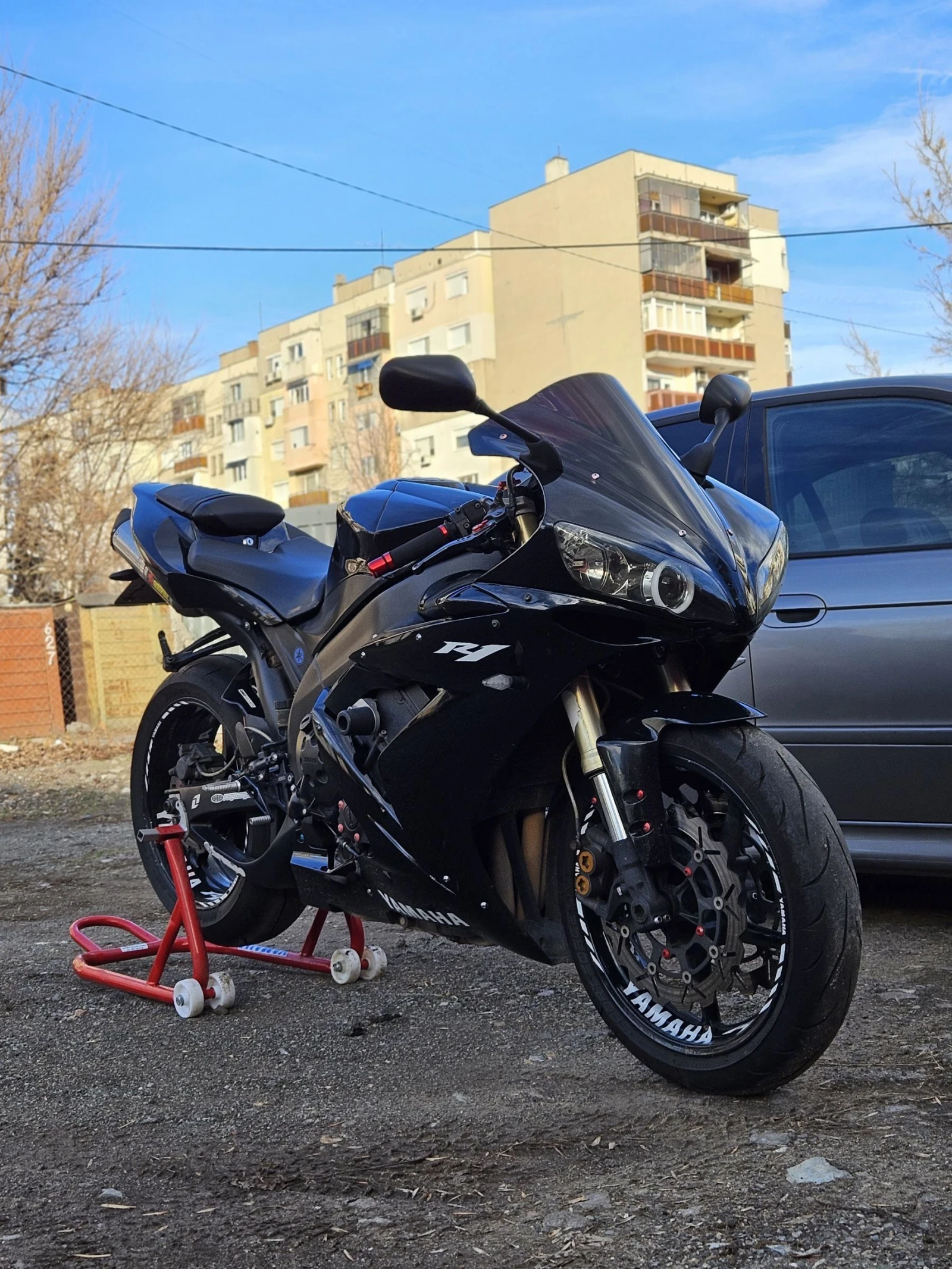 Yamaha YZF-R1  - изображение 3
