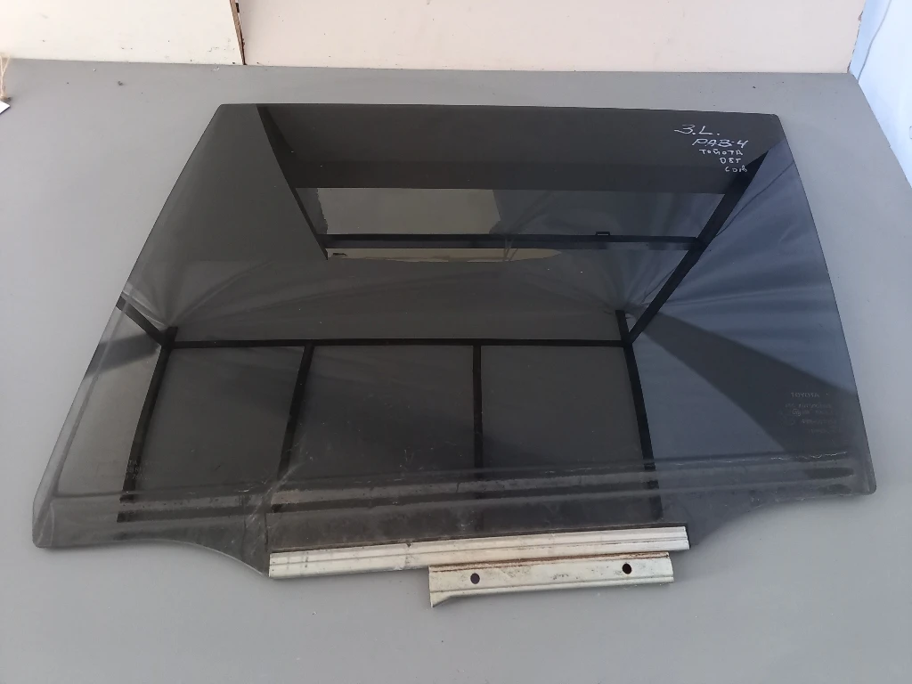     4 (15) | Mobile.bg   1