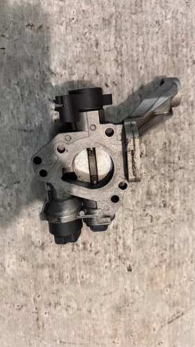 Дроселова Клапа за Renault Clio - H873633 / 36XR31 108120, снимка 2 - Части - 52922843