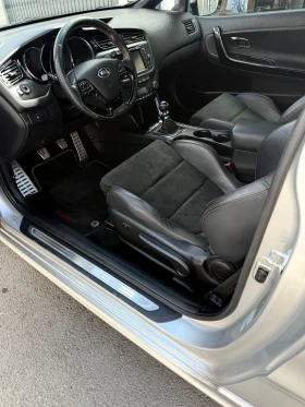 Kia Ceed 1.6 Turbo 204 k.c, снимка 4