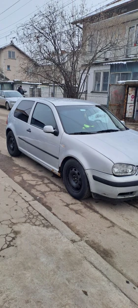 VW Golf  ГАЗ 1.6 16v 101к.с отличен мотор и скорости , снимка 4