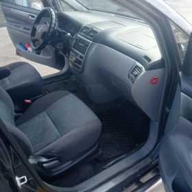 Toyota Avensis verso, снимка 16