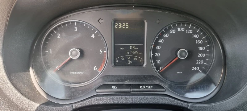 VW Polo 1.2 TDI, снимка 8 - Автомобили и джипове - 42192440