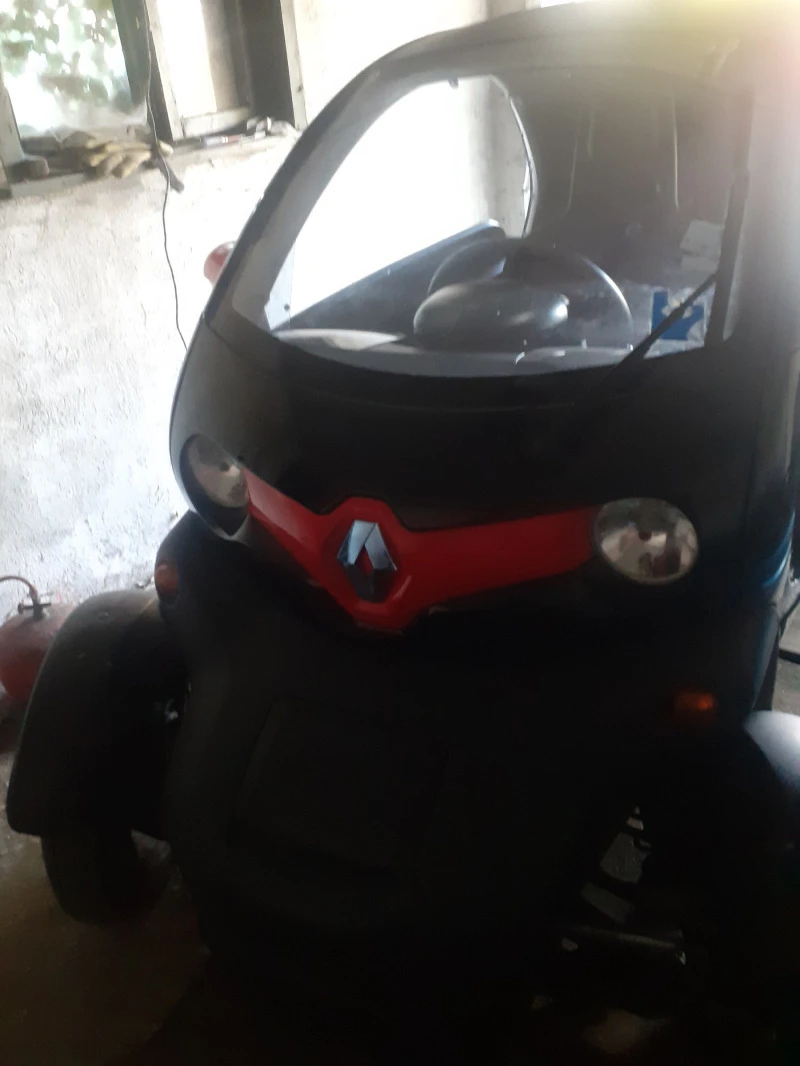 Renault Twizy Електрически , снимка 2 - Автомобили и джипове - 47318157