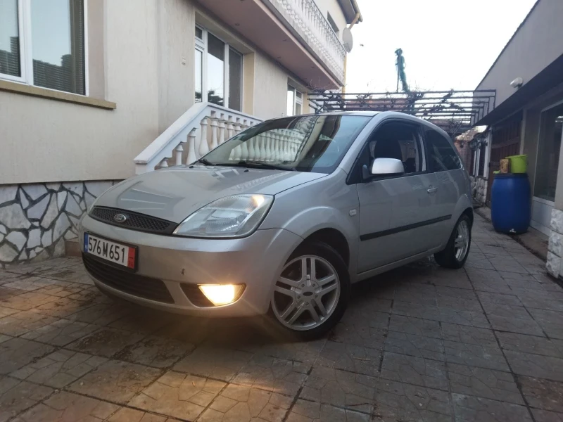 Ford Fiesta 1.25 ГИ, снимка 1 - Автомобили и джипове - 47380500