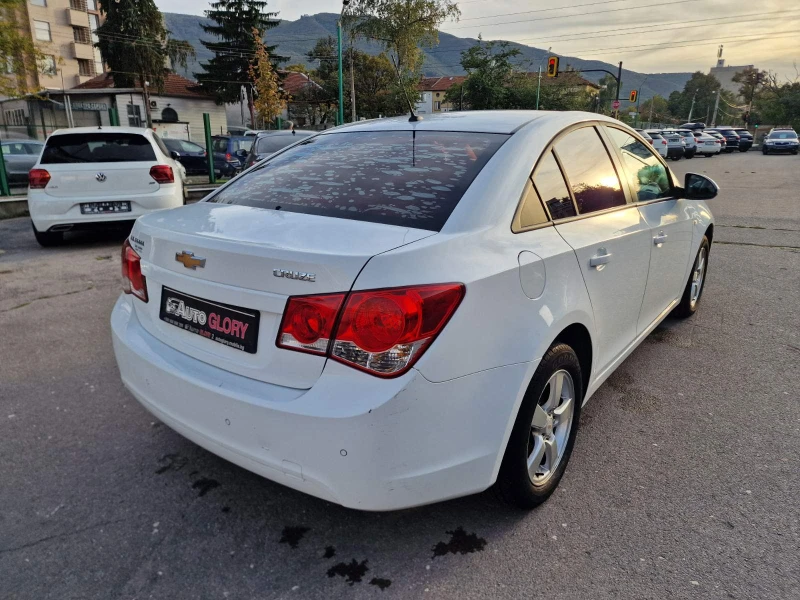 Chevrolet Cruze 1.8 BENZ-GAS, снимка 5 - Автомобили и джипове - 47521141