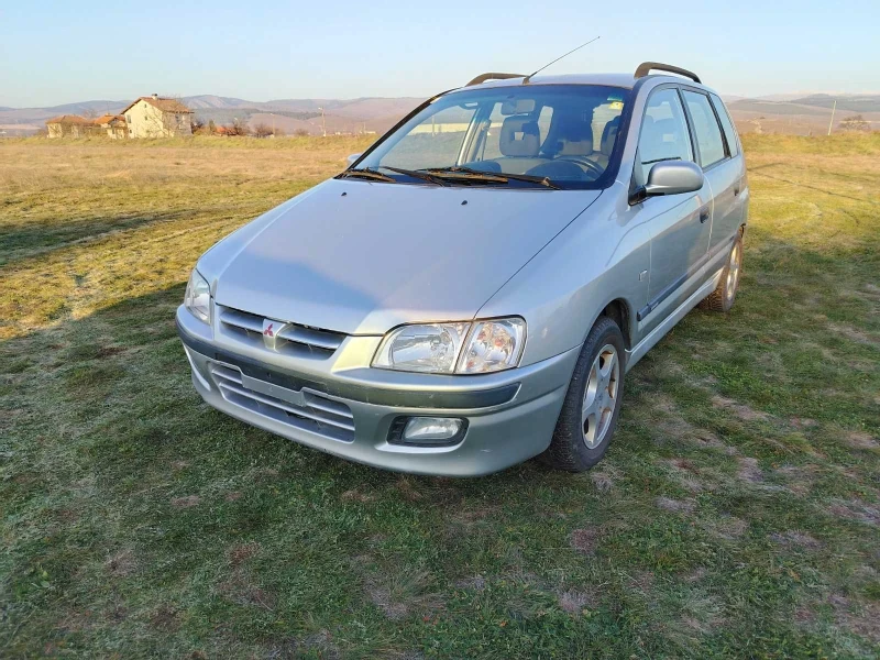 Mitsubishi Space star, снимка 1 - Автомобили и джипове - 48177112