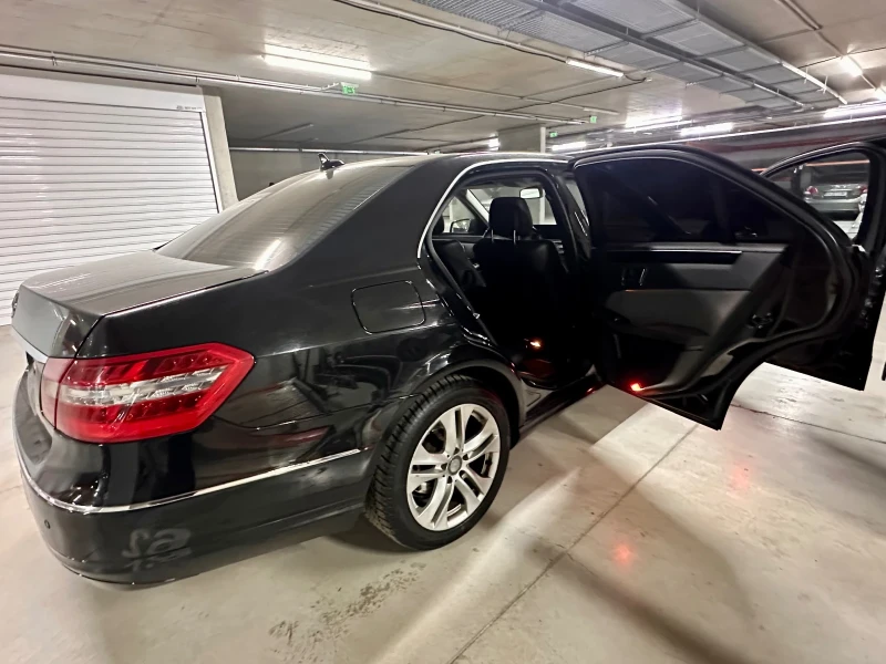 Mercedes-Benz E 220 W212 Avangarde, снимка 8 - Автомобили и джипове - 48788892