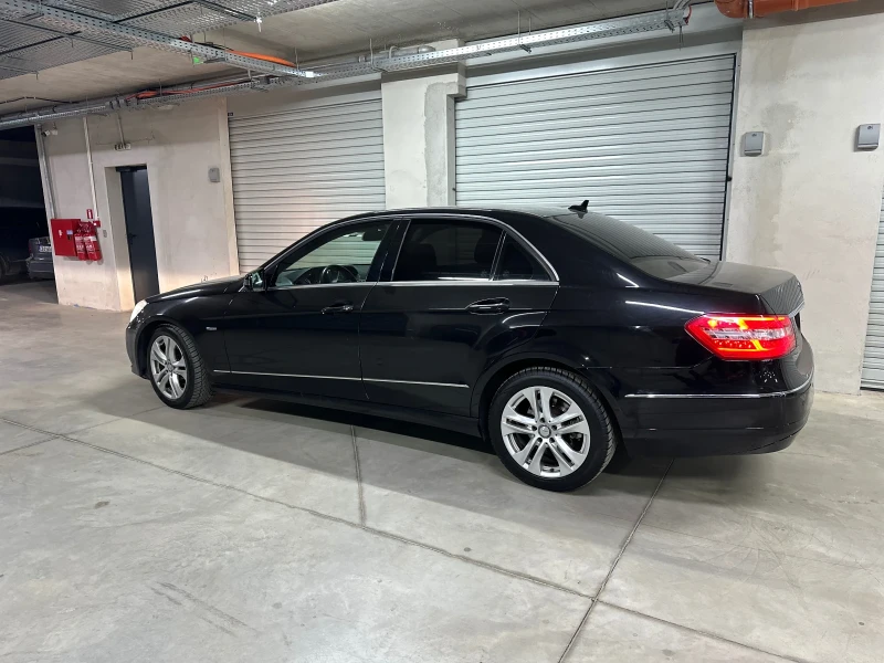 Mercedes-Benz E 220 W212 Avangarde, снимка 3 - Автомобили и джипове - 49000685