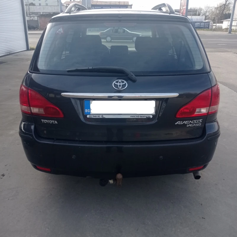 Toyota Avensis verso, снимка 3 - Автомобили и джипове - 49586278