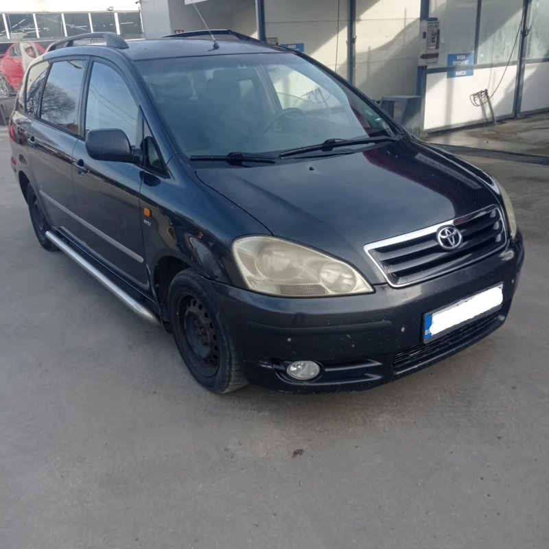 Toyota Avensis verso, снимка 2 - Автомобили и джипове - 49586278