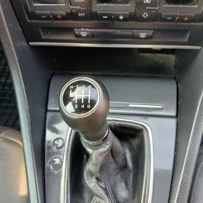 Audi A4 В6, снимка 11 - Автомобили и джипове - 51394789