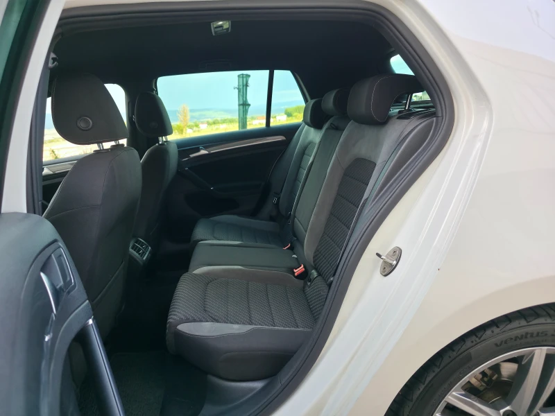 VW Golf 1.0TSI RLine 66000km EURO6D, снимка 14 - Автомобили и джипове - 51724189