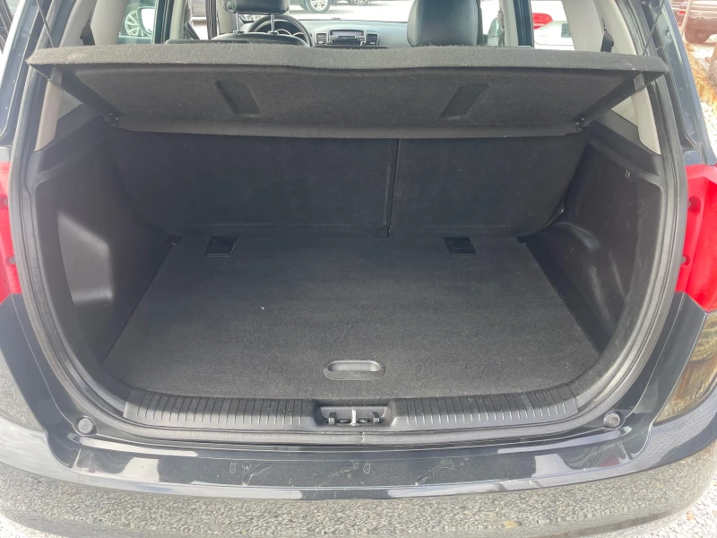 Kia Venga Автоматик, снимка 13 - Автомобили и джипове - 52055890