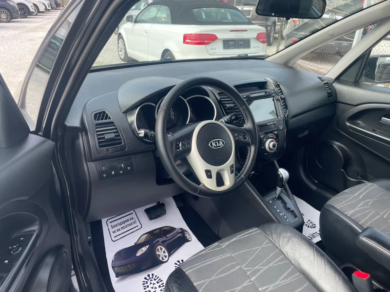 Kia Venga Автоматик, снимка 15 - Автомобили и джипове - 52055890