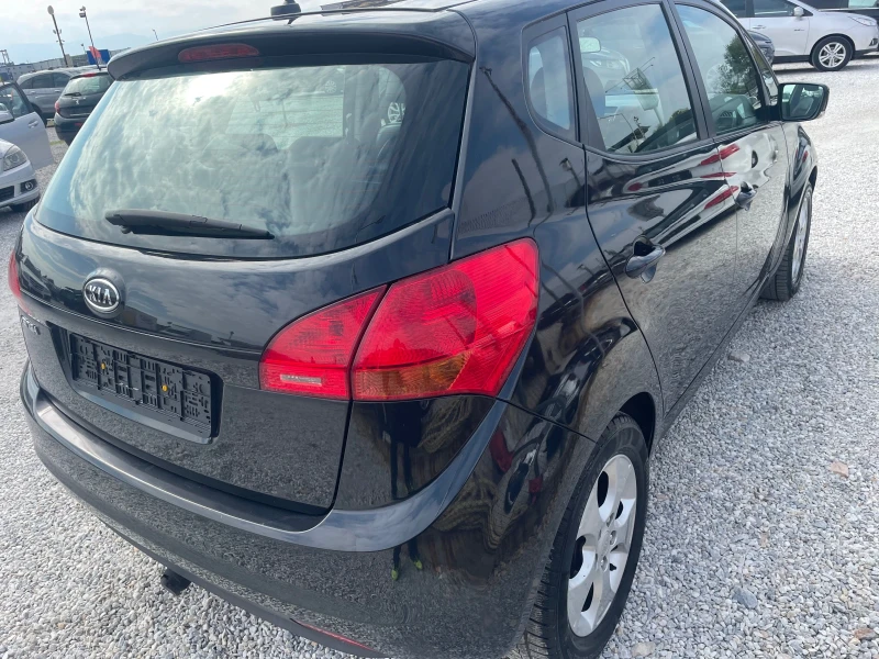 Kia Venga Автоматик, снимка 17 - Автомобили и джипове - 52055890