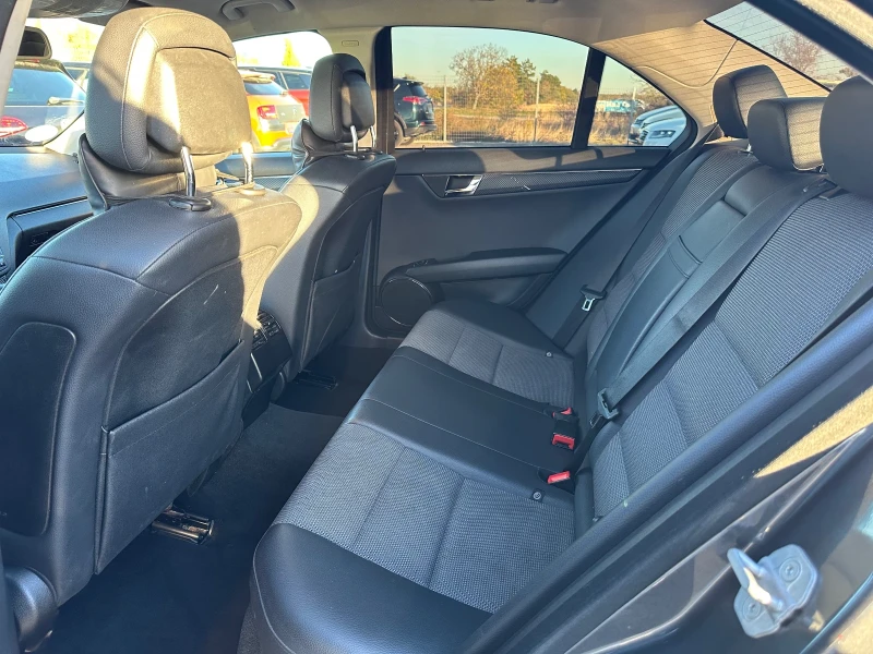 Mercedes-Benz C 200 AVANTGARDE* KOMPRESSOR* 184 к.с* НАВИГАЦИЯ, снимка 13 - Автомобили и джипове - 52238726