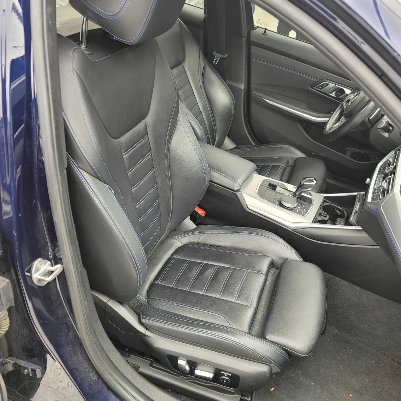 BMW 340 M340i xDrive/Lane assist/Keyless/Kaмера, снимка 11 - Автомобили и джипове - 52706918