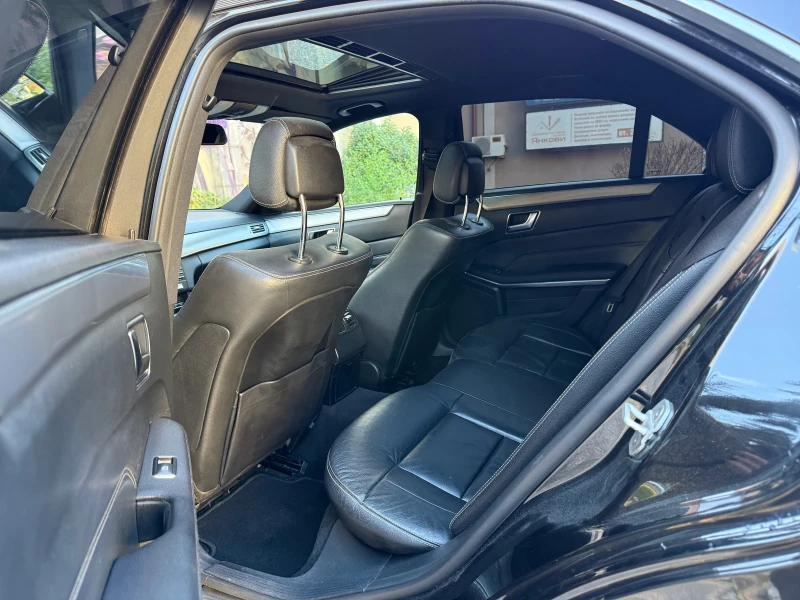 Mercedes-Benz E 220 AMG ПАКЕТ, снимка 9 - Автомобили и джипове - 52792726