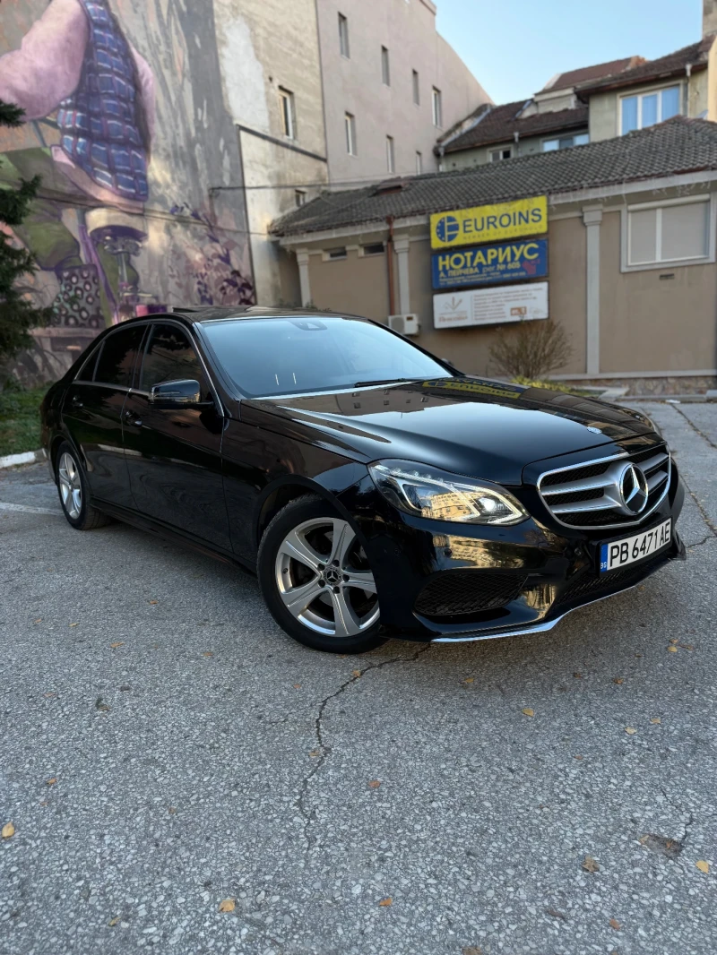 Mercedes-Benz E 220 AMG ПАКЕТ, снимка 2 - Автомобили и джипове - 52792726